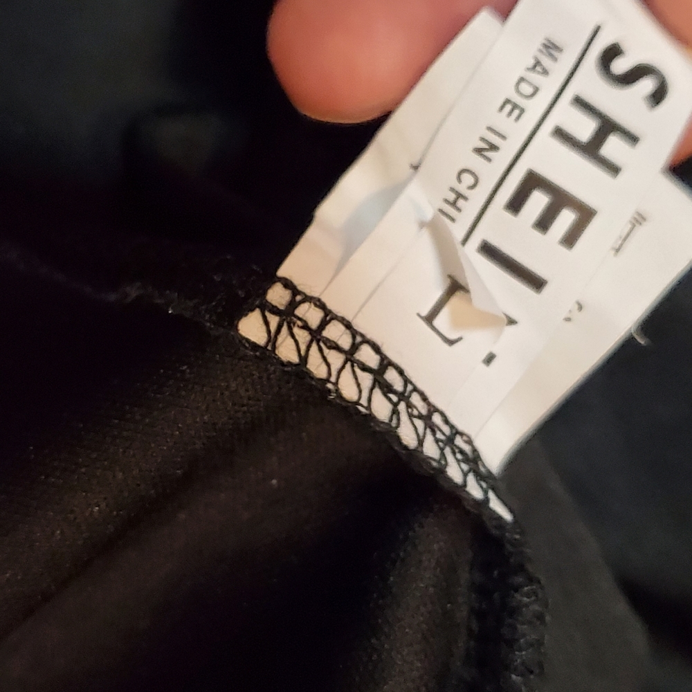 Embroidered dress size L - Picture 8 of 9